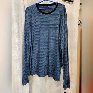 Mens long sleeve tee